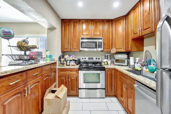 9725 NW 26th Court #4, Sunrise, FL 33322