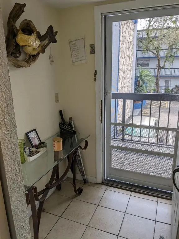 3130 Holiday Springs Boulevard #204, Margate, FL 33063 - Image #3