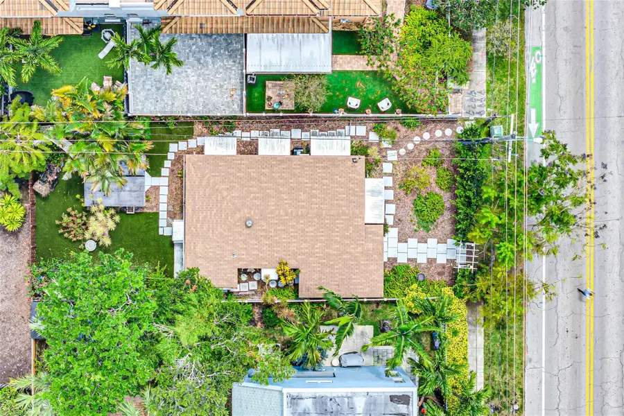 1009 NE 6th St, Fort Lauderdale, FL 33304 - Image #2