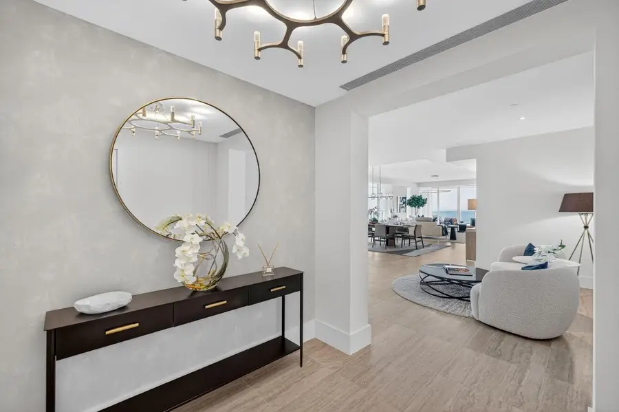 525 Fort Lauderdale Beach Boulevard #1902, Fort Lauderdale, FL 33304 - Image #2