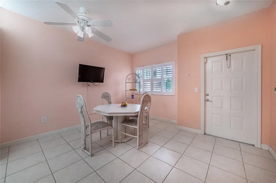 7739 Southampton Ter #202, Tamarac, FL 33321 - Image #3