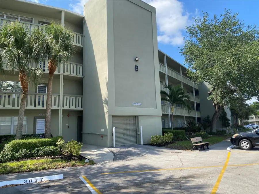 2025 Berkshire B #2025, Deerfield Beach, FL 33442 - Image #2