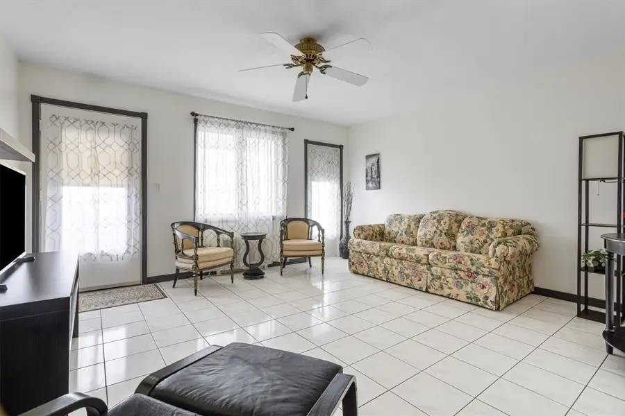 15600 NE 6th Avenue #26B, Miami, FL 33162 - Image #2