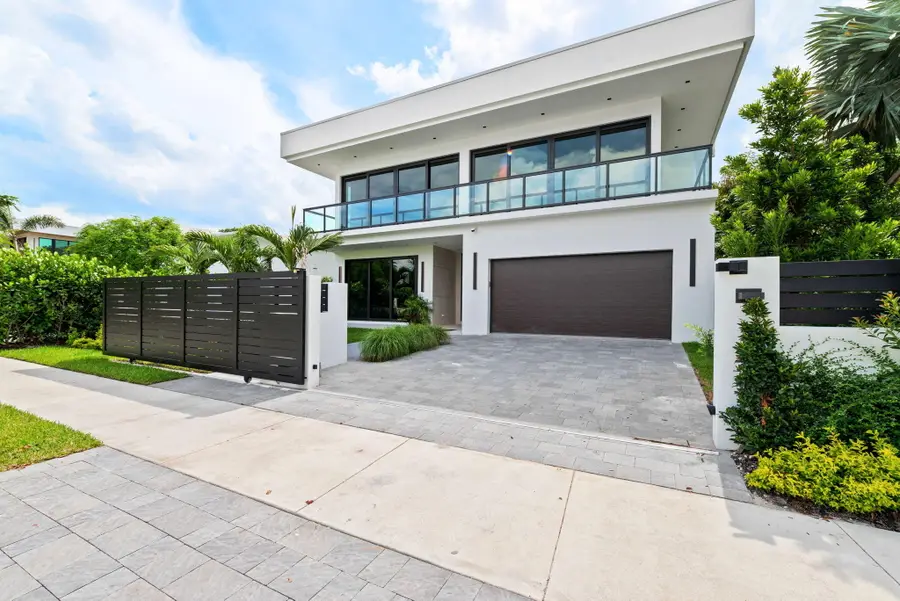425 NE 10th Avenue, Fort Lauderdale, FL 33301 - #3