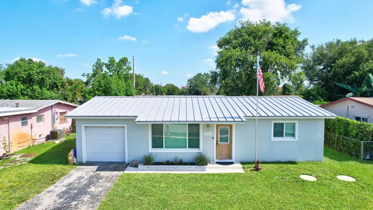 6321 Raleigh St, Hollywood, FL 33024 - Image #1