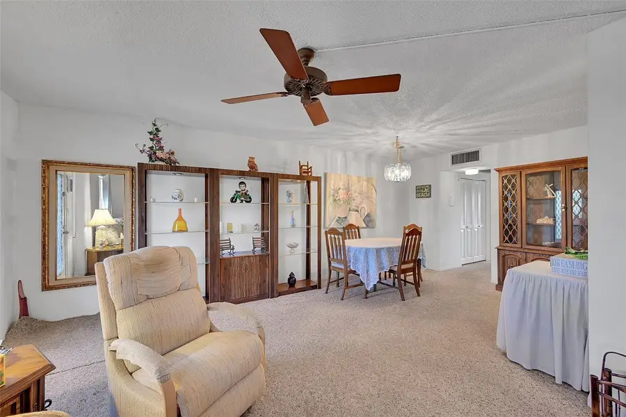 2801 Victoria Way #D3, Coconut Creek, FL 33066 - Image #2