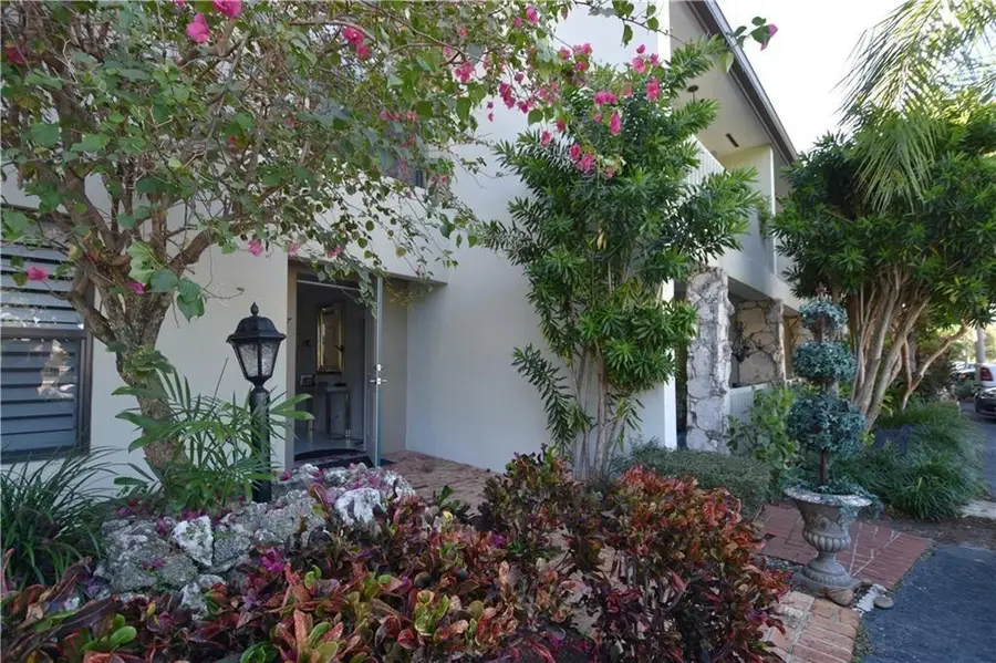 6017 Bayview Drive #6017, Fort Lauderdale, FL 33308 - Image #3