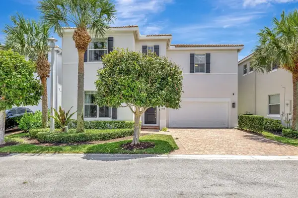 452 Tiffany Oaks Way, Boynton Beach, FL 33435