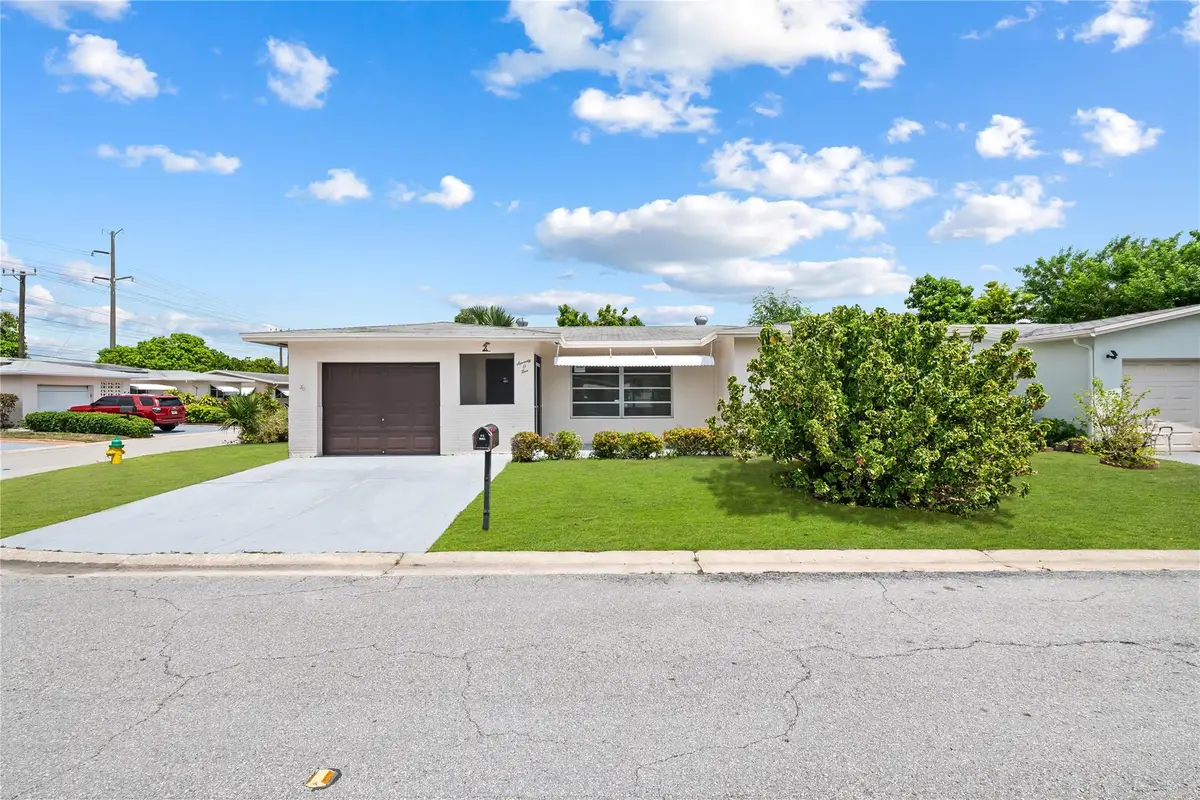 7005 NW 11th St, Margate, FL 33063 - Image #1