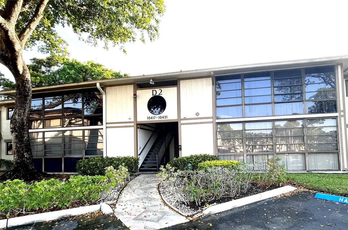 10429 E Clairmont Cir #108, Tamarac, FL 33321 - Image #1