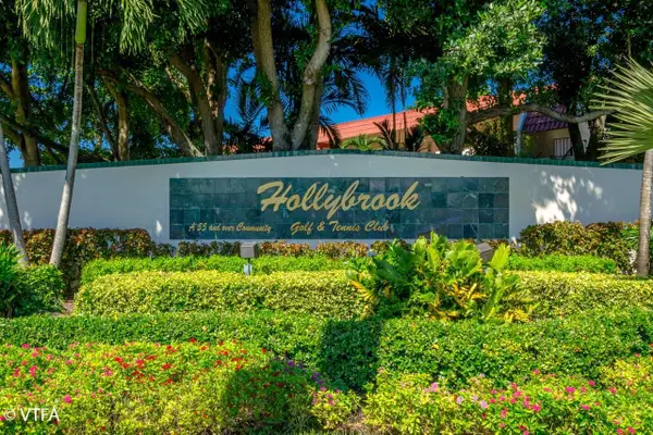 8941 S Hollybrook Blvd #104, Pembroke Pines, FL 33025