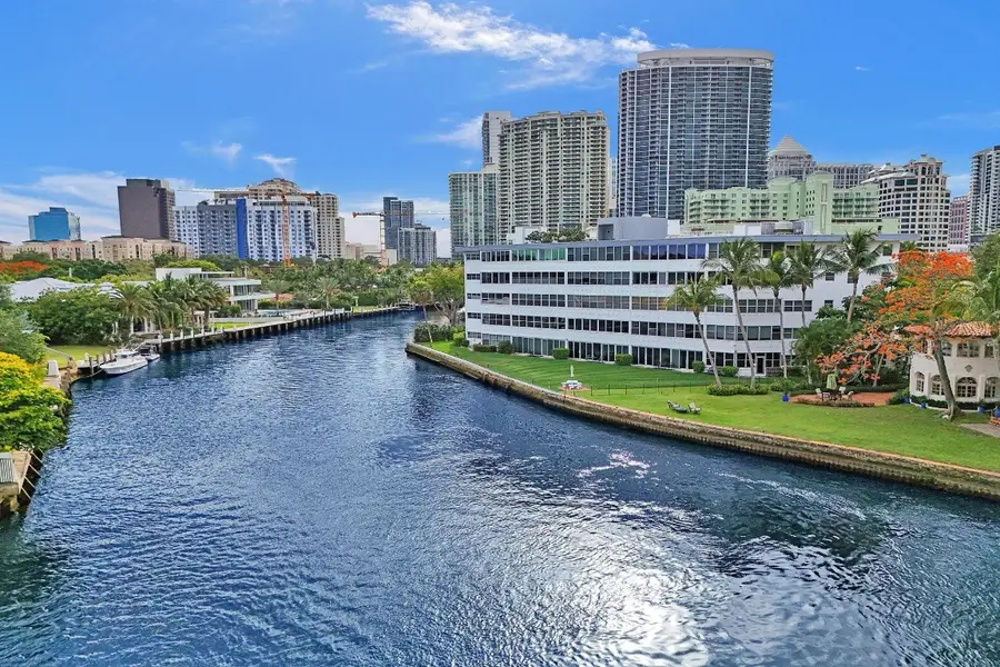 818 SE 4th Street #202, Fort Lauderdale, FL 33301 - Image #2