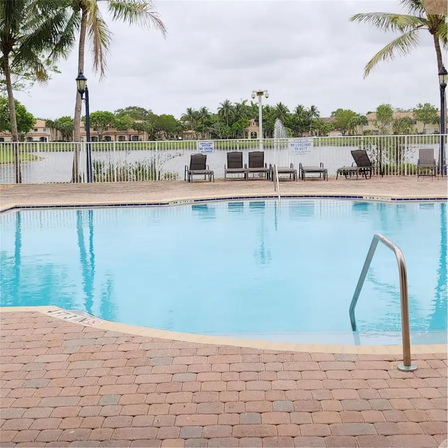 2577 SW 83rd Ter #102, Hollywood, FL 33025 - Image #2