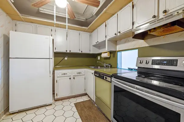 8260 SW 24th St #6310, North Lauderdale, FL 33068