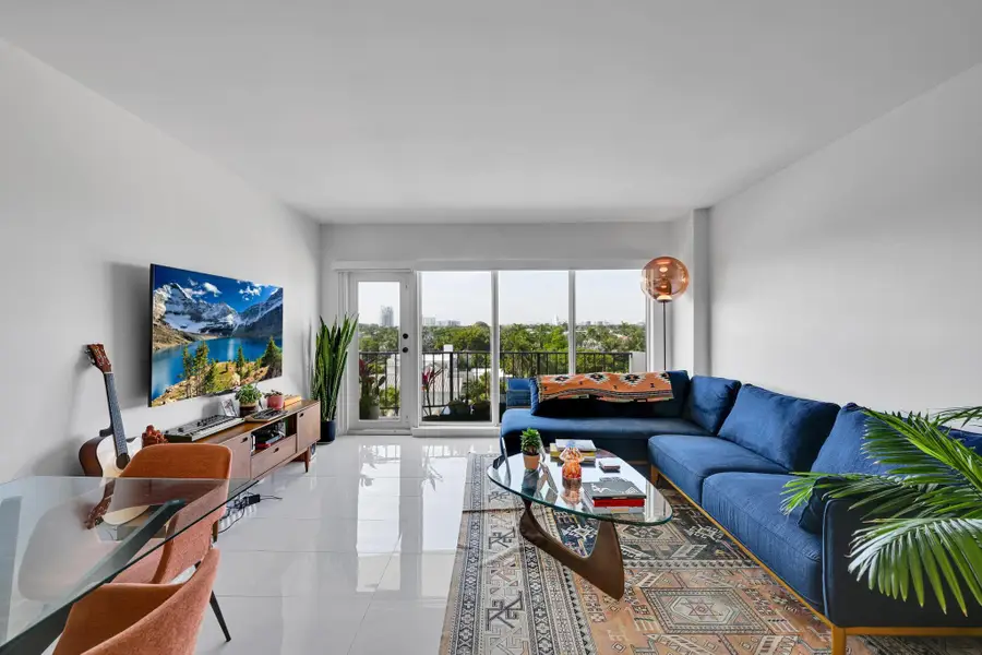 2500 E Las Olas Blvd #603, Fort Lauderdale, FL 33301 - Image #3