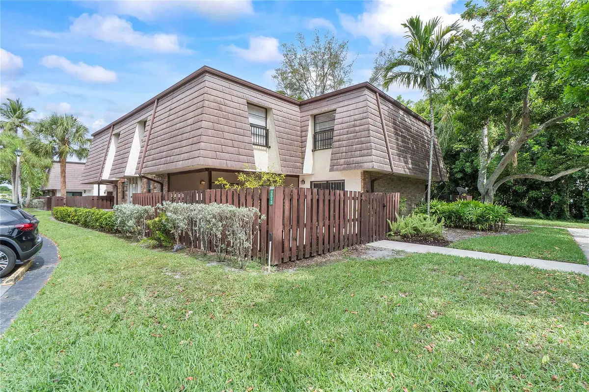 2515 NW 99th Ave, Coral Springs, FL 33065 - Image #1