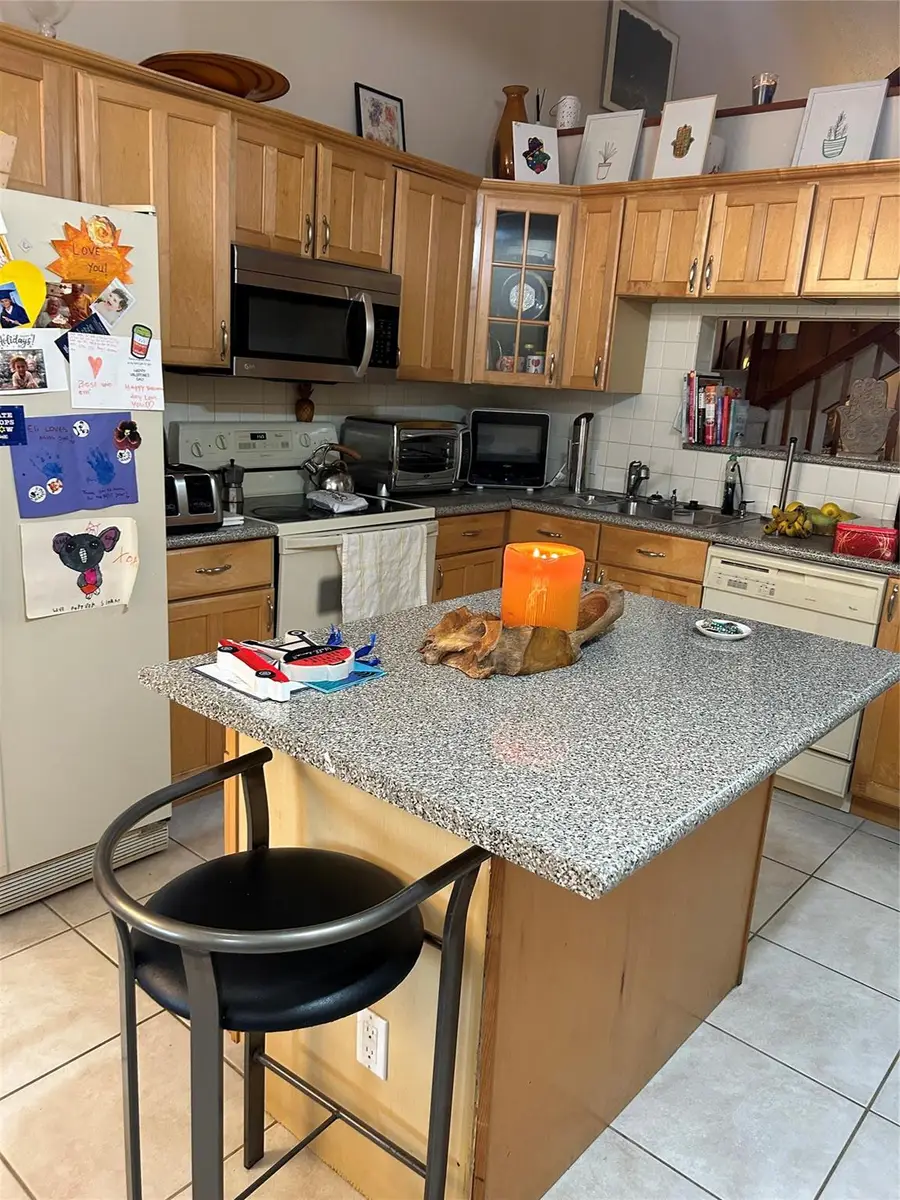 7650 NW 79th Ave #M5, Tamarac, FL 33321 - Image #2