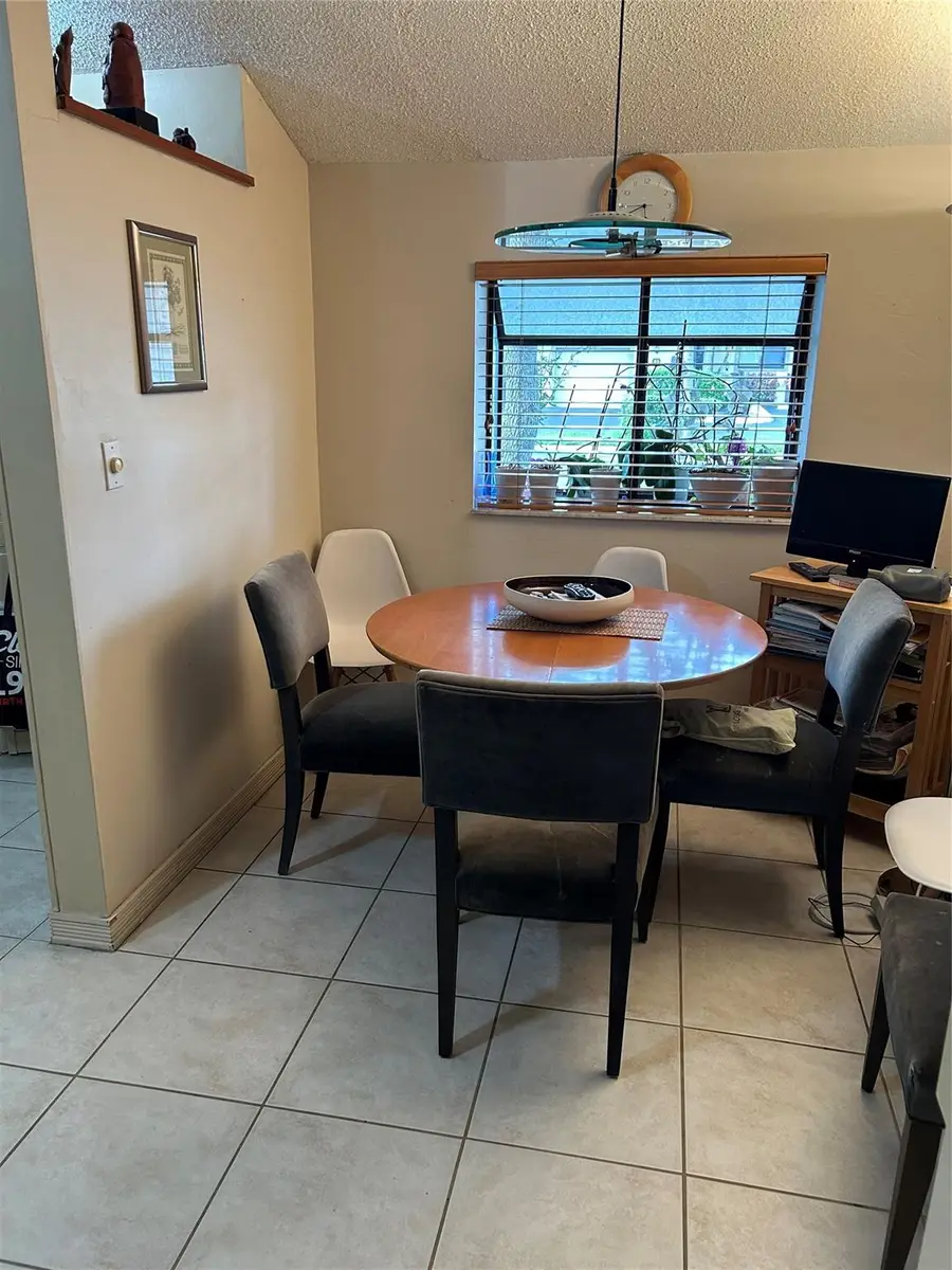 7650 NW 79th Ave #M5, Tamarac, FL 33321 - Image #3