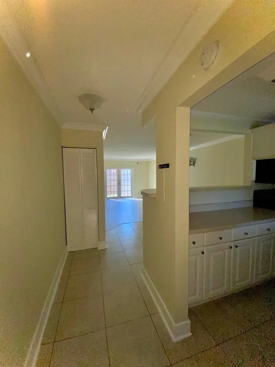 8512 Old Country Mnr #231, Davie, FL 33328 - Image #2