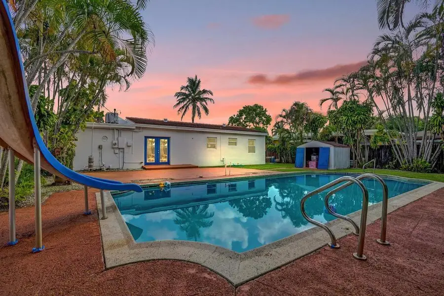 810 SW 26th Ct, Fort Lauderdale, FL 33315 - Image #3