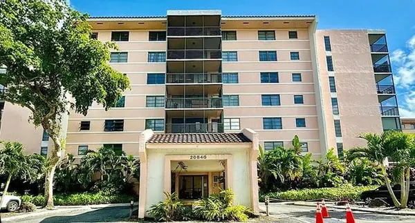 20840 San Simeon Way #309, Miami, FL 33179