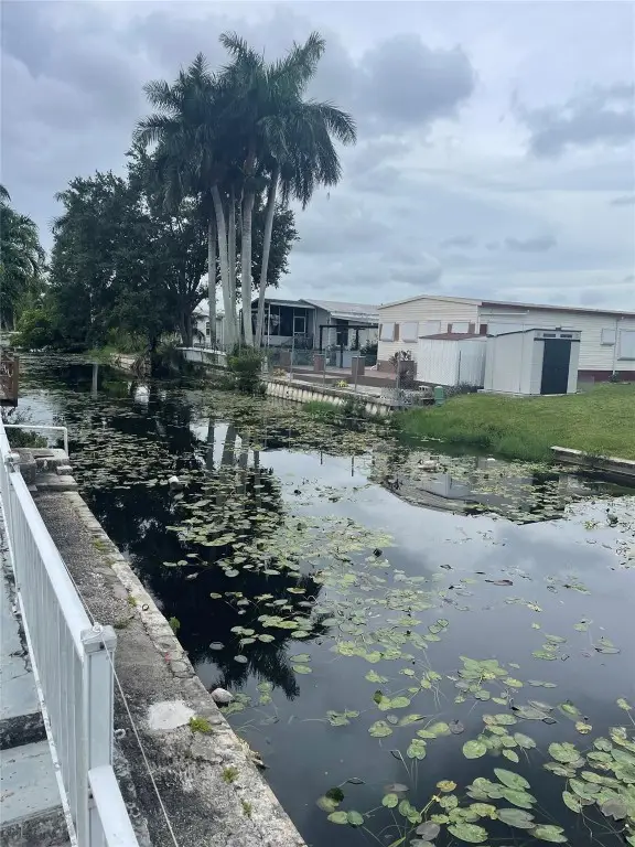 1888 SW 85th Avenue, Davie, FL 33324 - Image #2