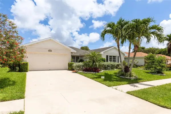 10821 Greentrail Drive, Boynton Beach, FL 33436