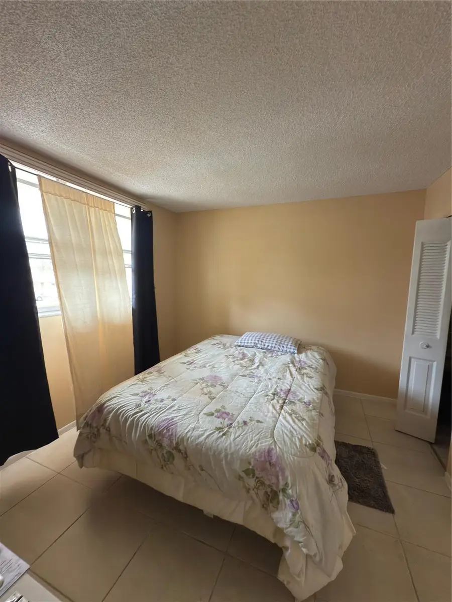 Address Withheld By Seller, Tamarac, FL 33319 - #3