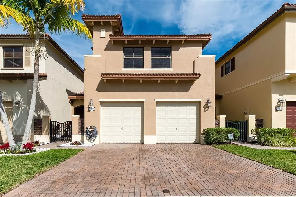 22835 SW 89th Ct, Cutler Bay, FL 33190 - Image #1