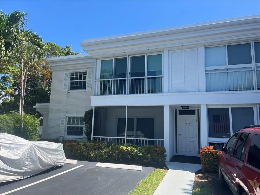 6289 Bay Club Dr. #3, Fort Lauderdale, FL 33308 - Image #2