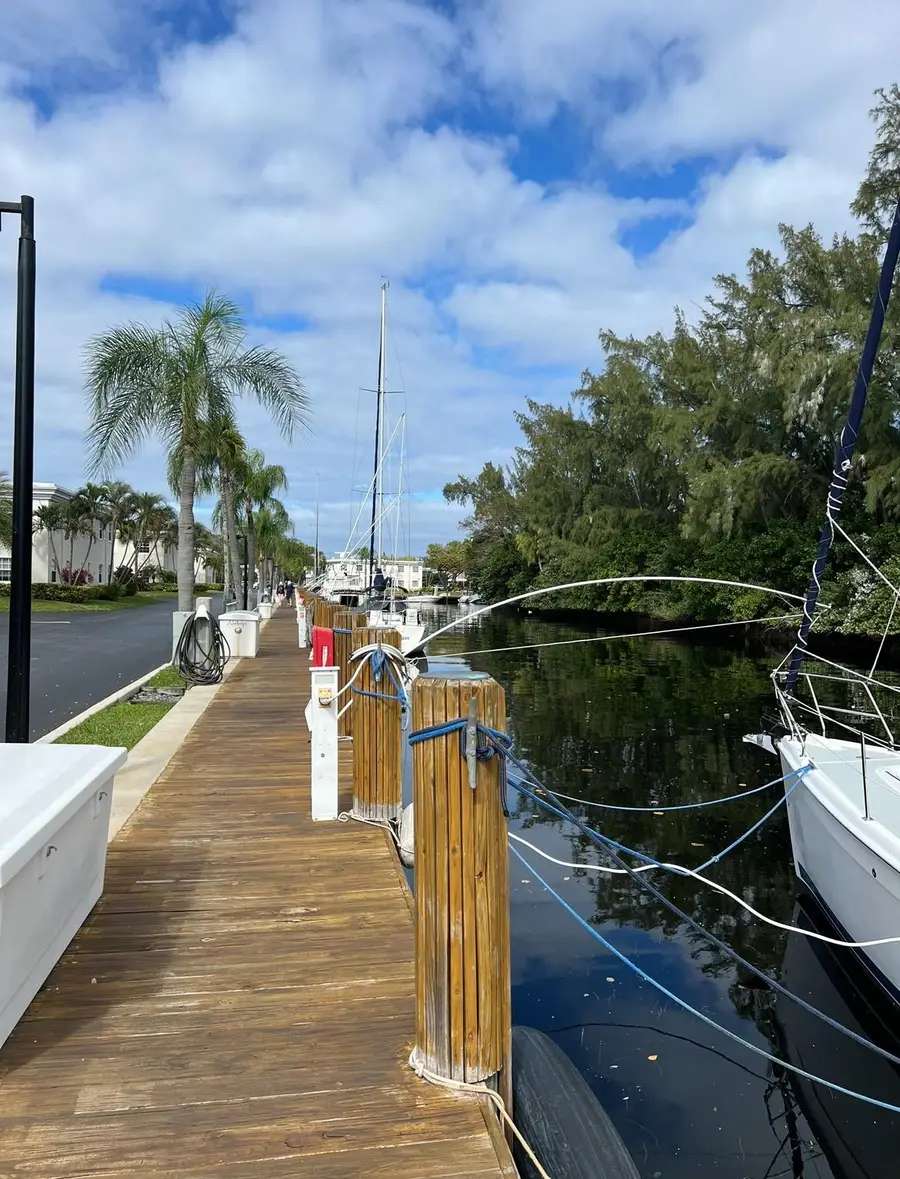 6447 Bay Club Dr #2, Fort Lauderdale, FL 33308 - Image #3