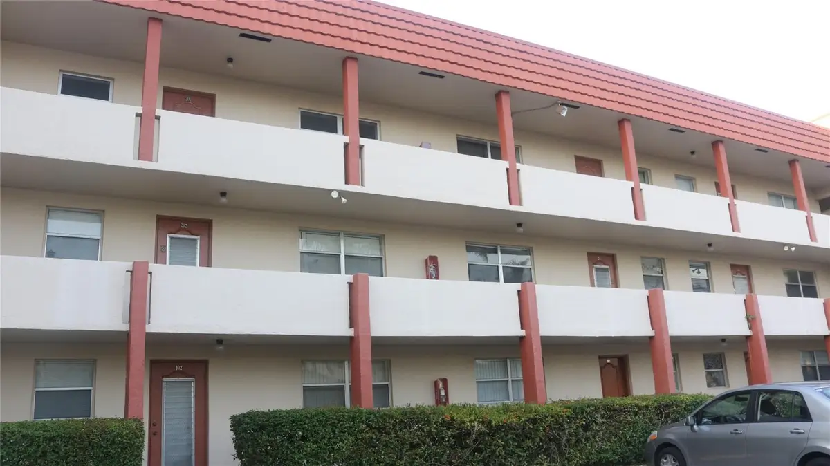 7891 Sunrise Lakes Drive #203, Sunrise, FL 33322 - Image #1