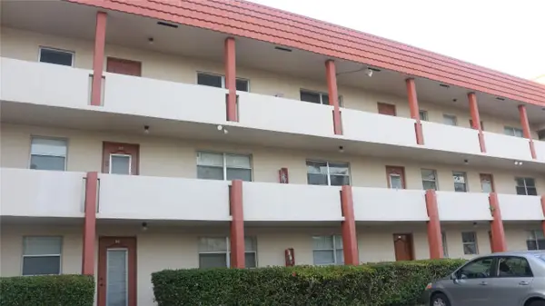 7891 Sunrise Lakes Drive #203, Sunrise, FL 33322