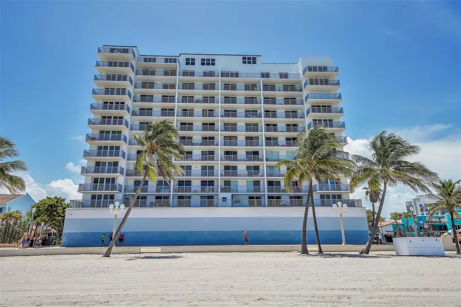 400 N Surf Rd #703, Hollywood, FL 33019 - Image #2