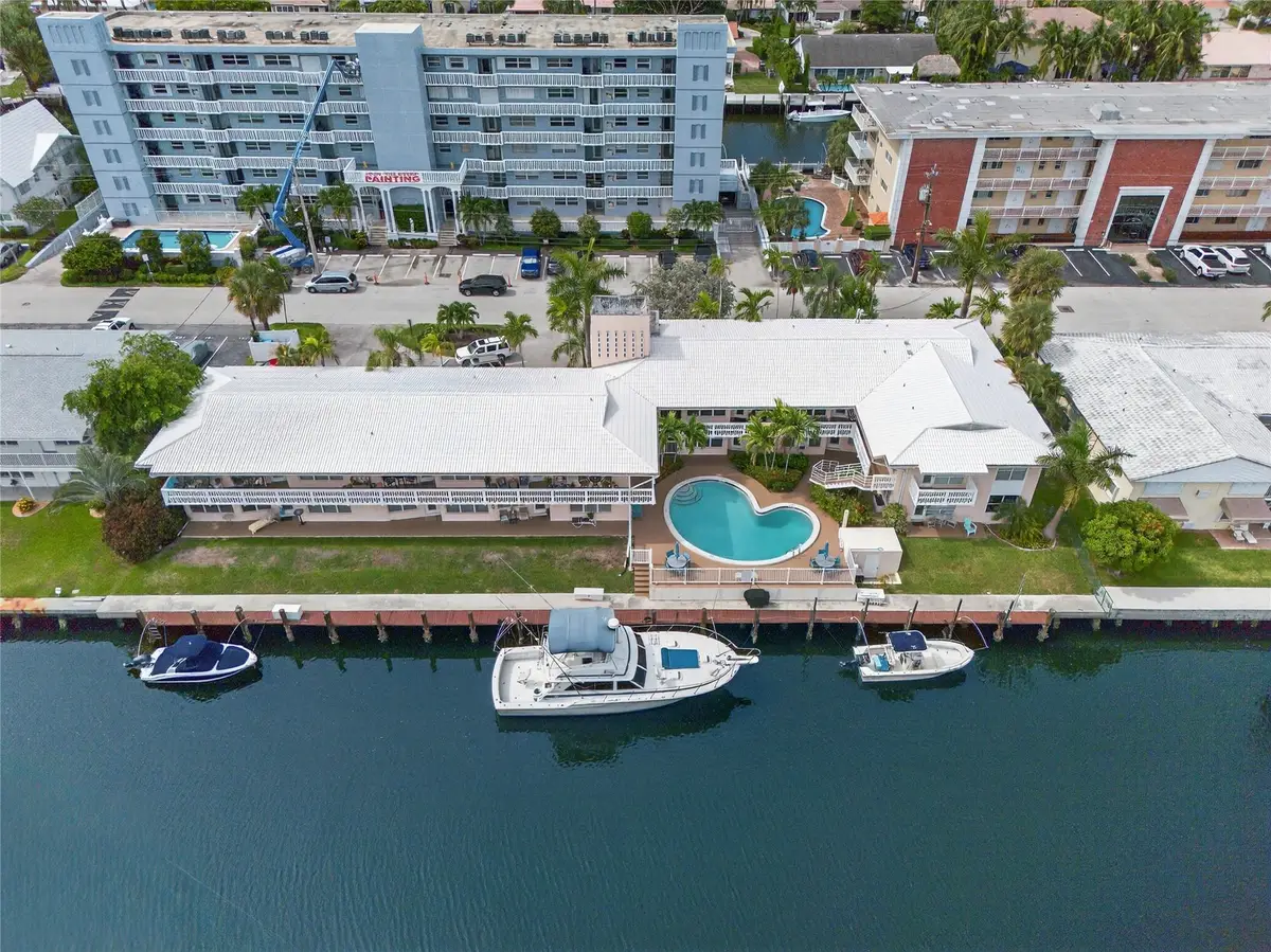 2824 NE 33rd Ct #8, Fort Lauderdale, FL 33306 - Image #1