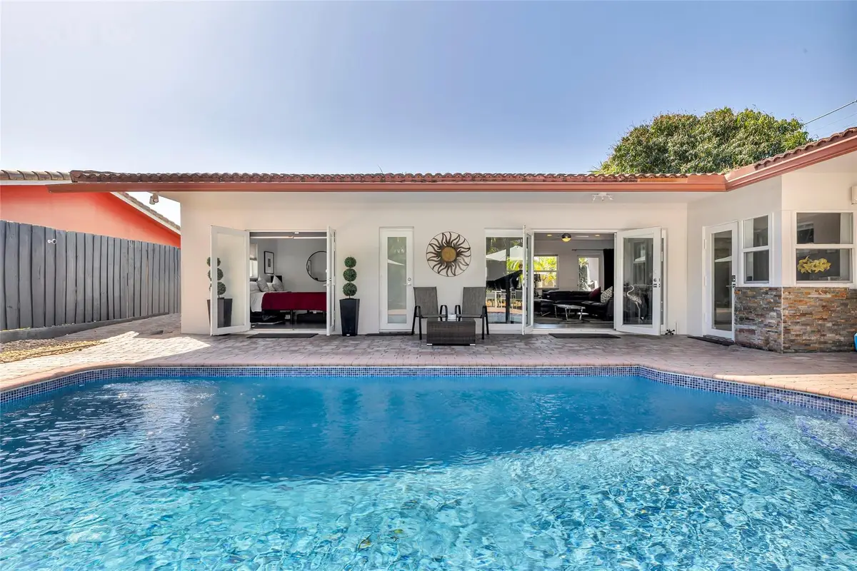 1833 NE 46th St, Fort Lauderdale, FL 33308 - Image #1