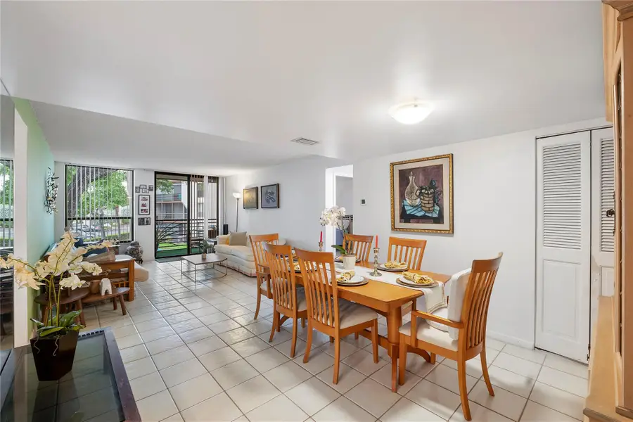 7750 W Mcnab Rd #203, Tamarac, FL 33321 - Image #2