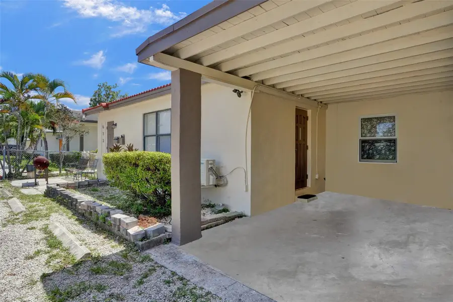 623 NW 11th Ave, Fort Lauderdale, FL 33311 - Image #3