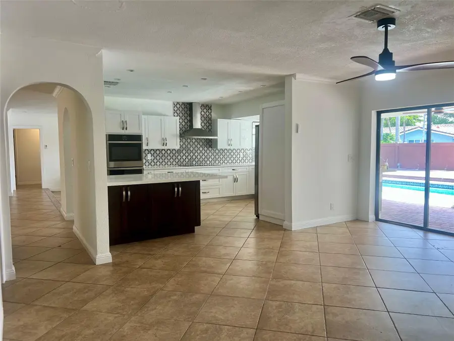 4000 N 37th Ave, Hollywood, FL 33021 - Image #3