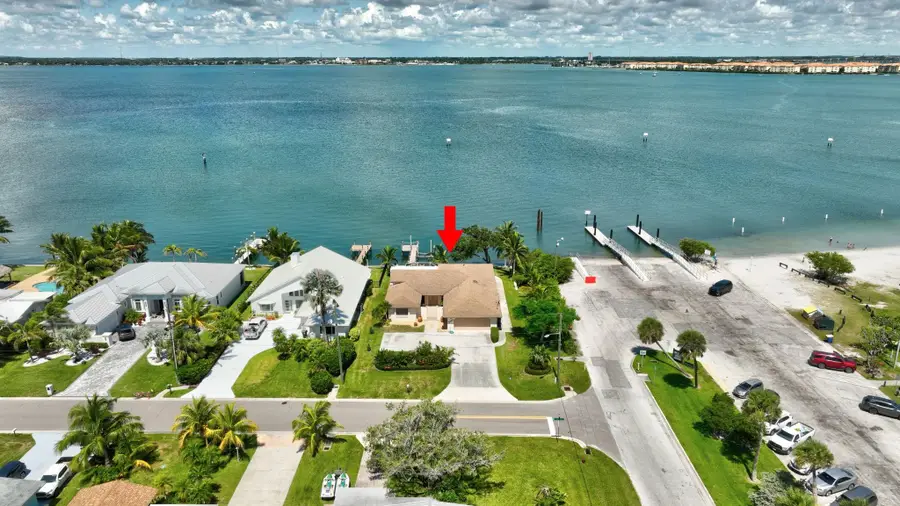1701 Bayshore Dr, Hutchinson Island, FL 34949 - Image #2