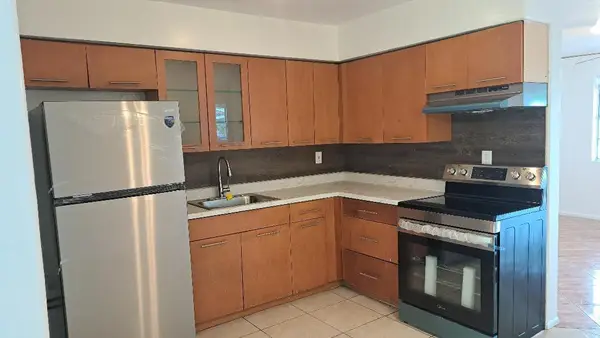 6963 SW 19th St, North Lauderdale, FL 33068