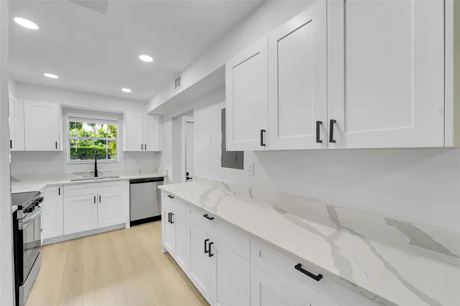 6200 NW 44th St #106, Lauderhill, FL 33319 - Image #3