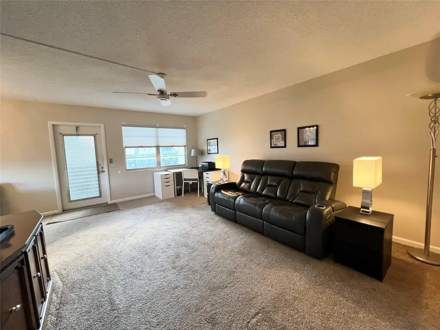 105 Oakridge I #105, Deerfield Beach, FL 33442 - Image #3