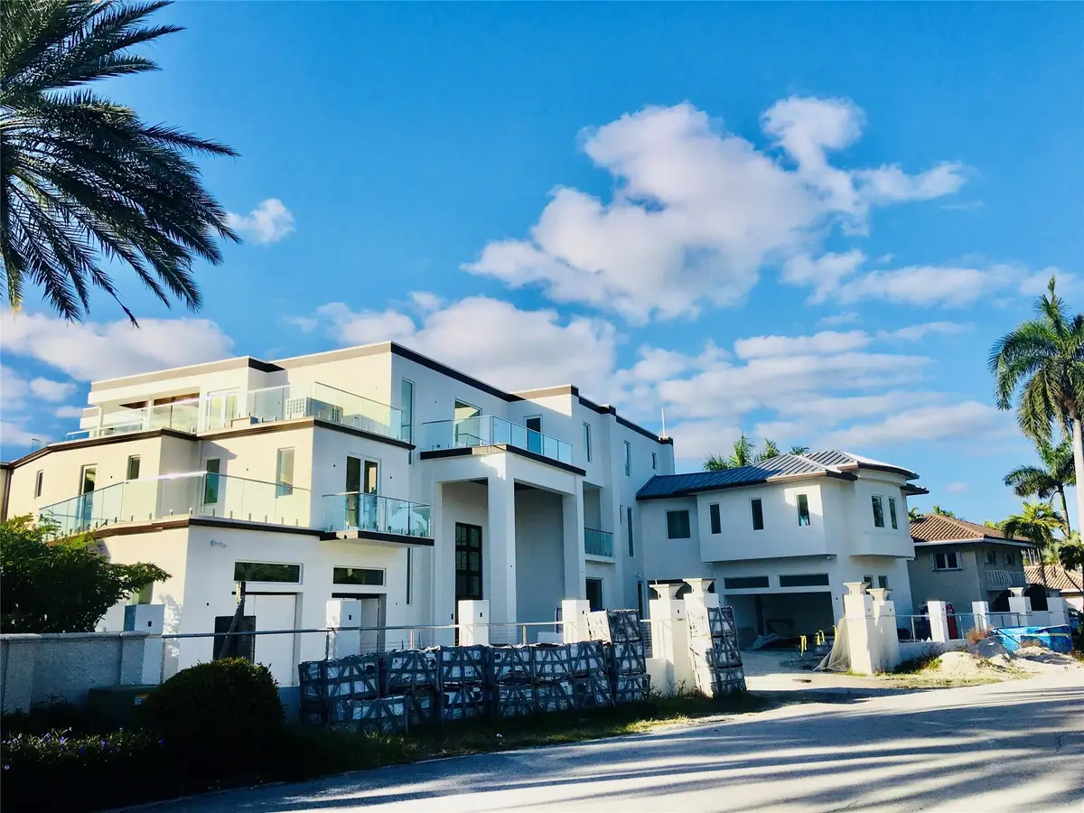 4 Pelican Dr, Fort Lauderdale, FL 33301 - Image #1