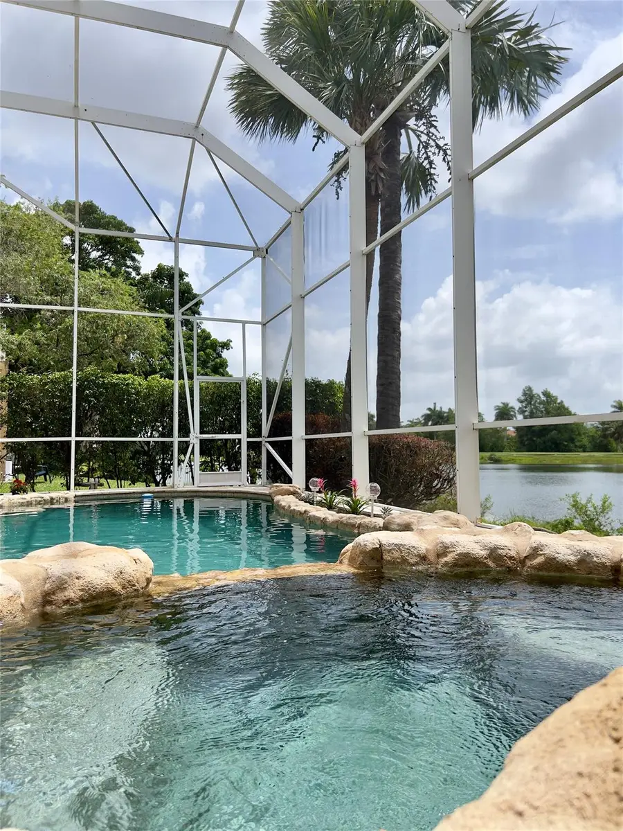 1423 SW 158th Ave, Pembroke Pines, FL 33027 - Image #3