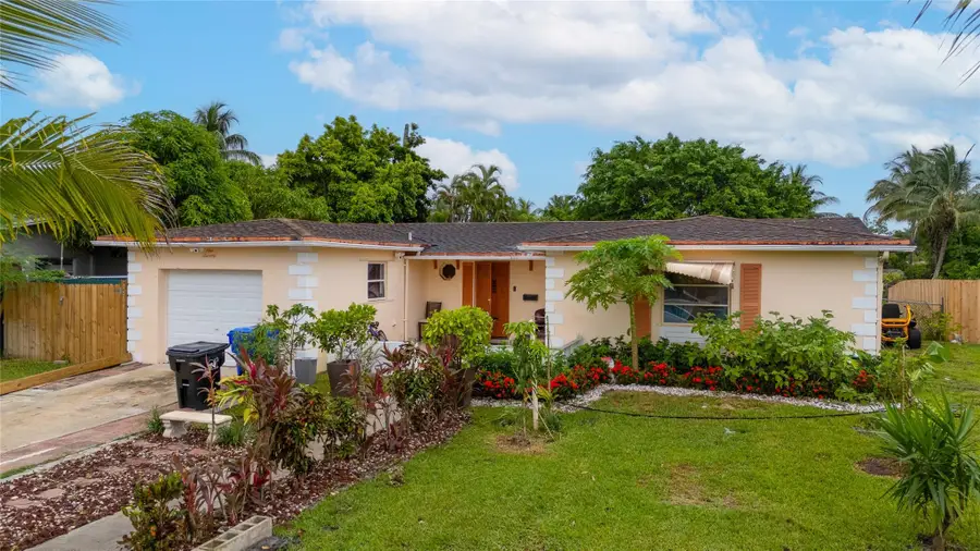 970 SW 67th Ave, North Lauderdale, FL 33068 - Image #3