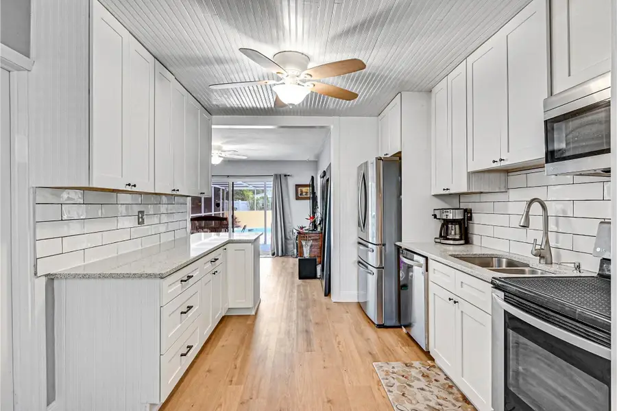 111 NE 46th St, Oakland Park, FL 33334 - Image #3