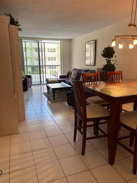 5321 NE 24th Ter #203A, Fort Lauderdale, FL 33308 - Image #1