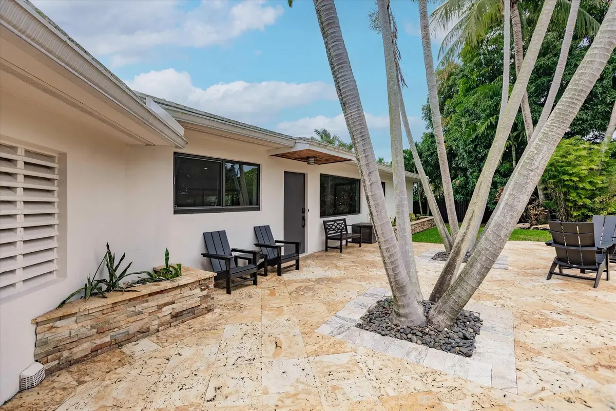 1900 Bayview Drive, Fort Lauderdale, FL 33305 - Image #1