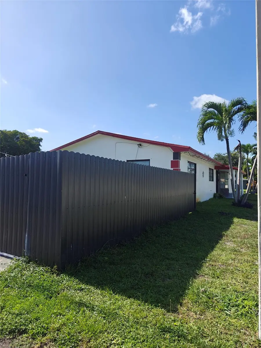 600 S 46th Ave, Hollywood, FL 33021 - Image #3